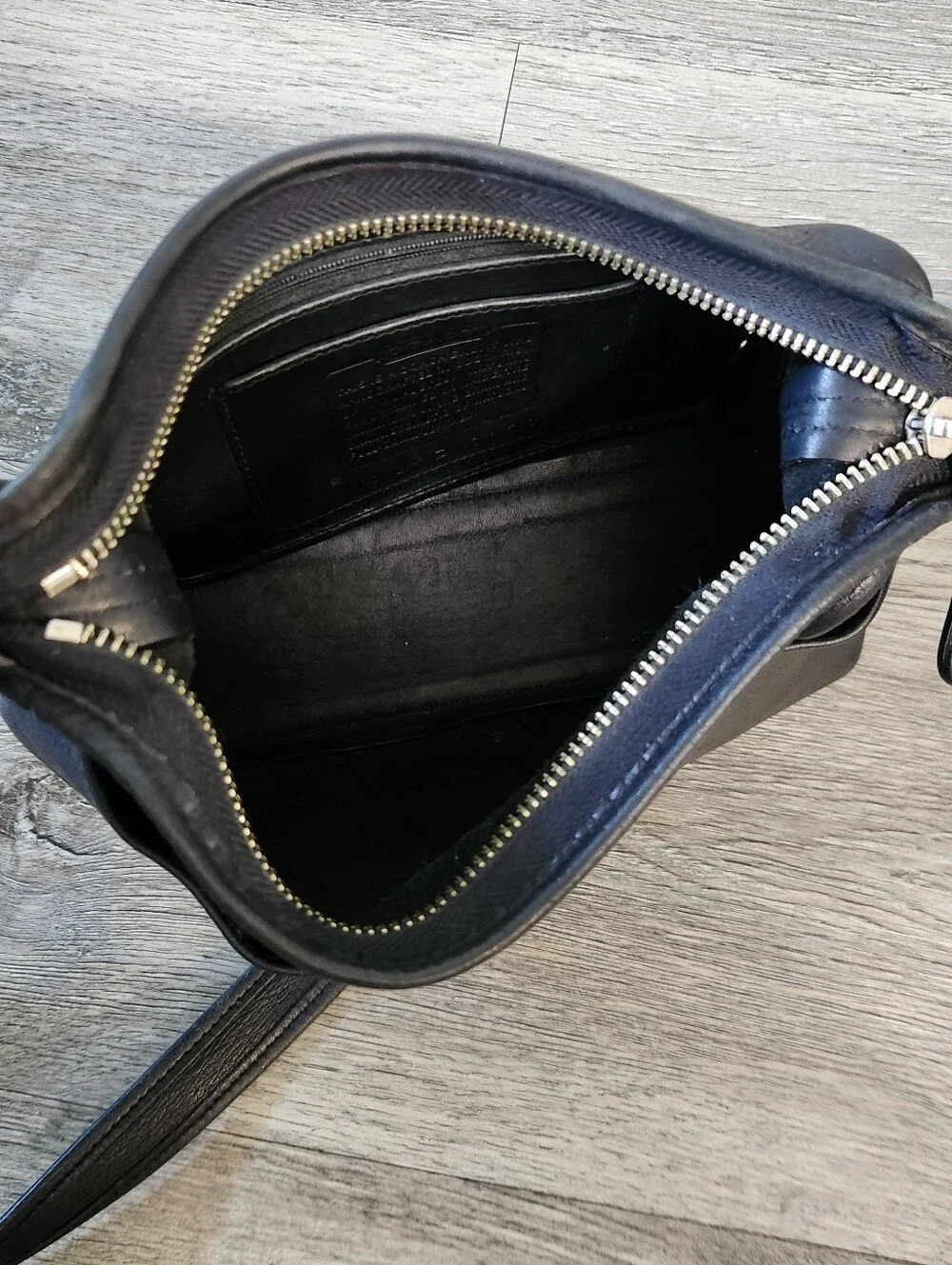 Vintage Coach Janice Legacy Bag Black‎ Leather Crossbody Bag